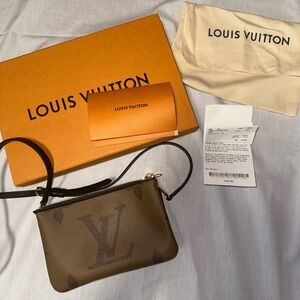 LOUIS VUITTON Pochette Double Zip Shoulder Bag Monogram Reverse M69203 675RH432